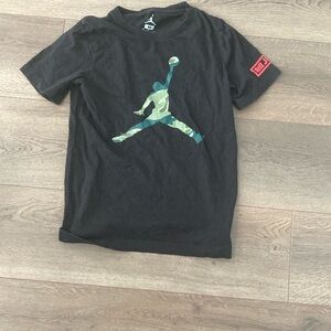 air jordan t shirt with camo logo